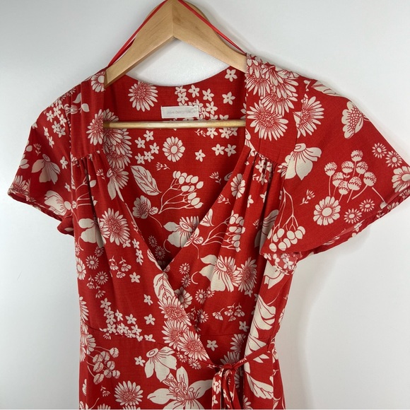 URBAN OUTFITTERS Deep Orange Floral High Low Wrap Dress - Picture 4 of 11